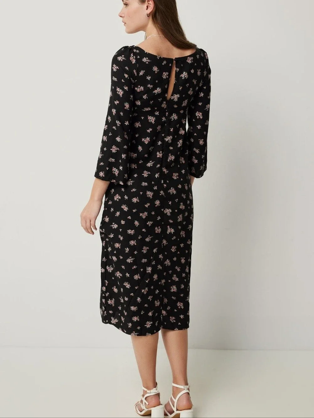 Black Floral Midi Dress with Sweetheart Neckline - Picture 4 of 6